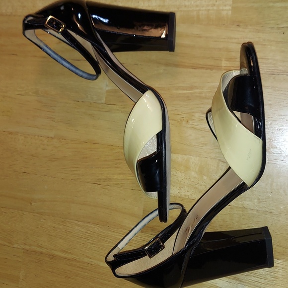 Kate Spade patent leather ankle wrap open toe pumps 7B - Picture 2 of 6